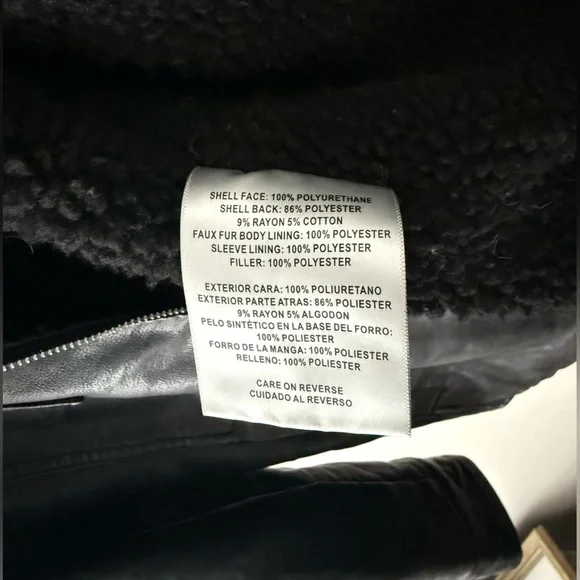 Levis Faux Black Leather Sherpa Lined Trucker Jacket Men’s Small -Levi Red Label - Picture 9 of 16